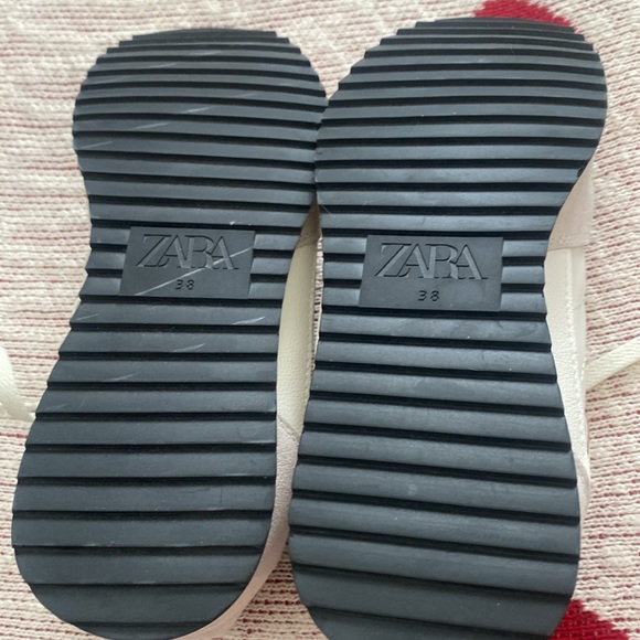 Zara running shoes - Picture 3 of 4